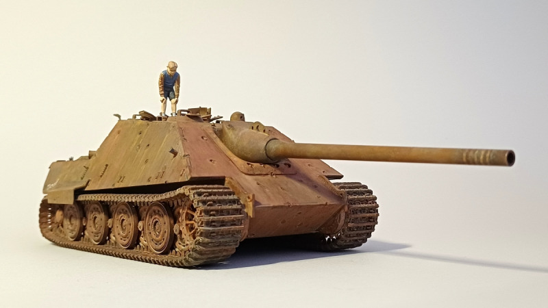 Jagdpanther mit 12,8 cm KwK 44