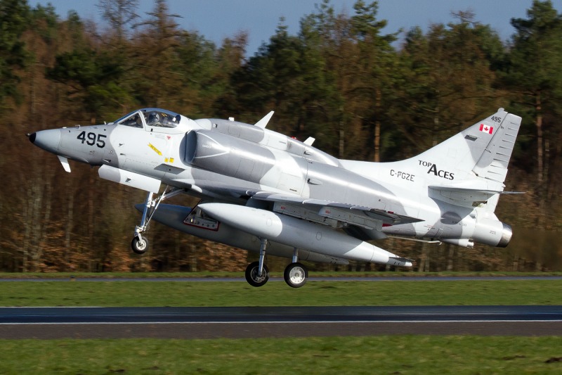 Start der Skyhawk zu einem Trainingsflug (Foto: Marco Coldewey)