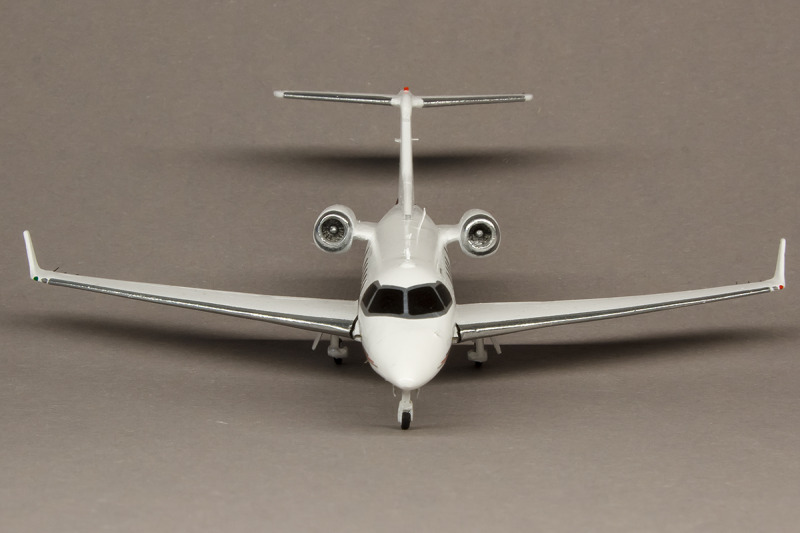 Embraer Phenom 300