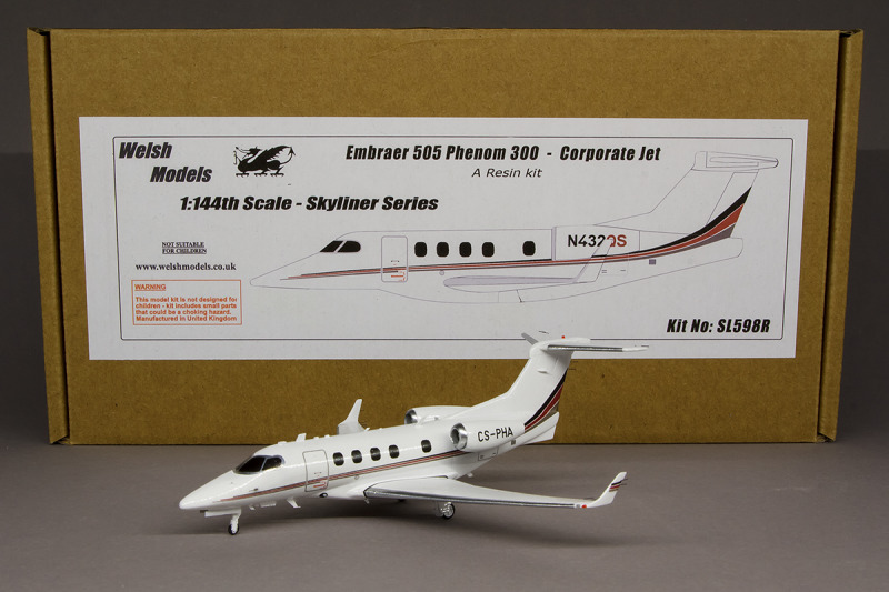 Embraer Phenom 300