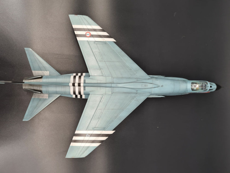 Vought F-8E(FN) Crusader