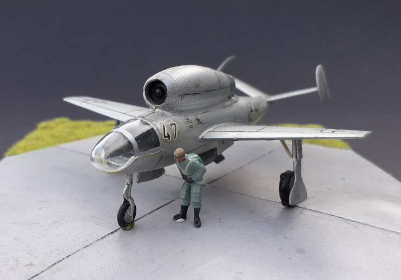 Henschel Hs 132 V1