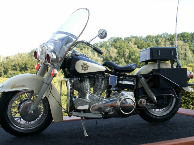 Harley-Davidson FLH Electra Glide