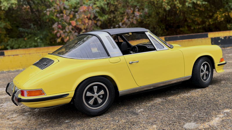 Porsche 911 Targa