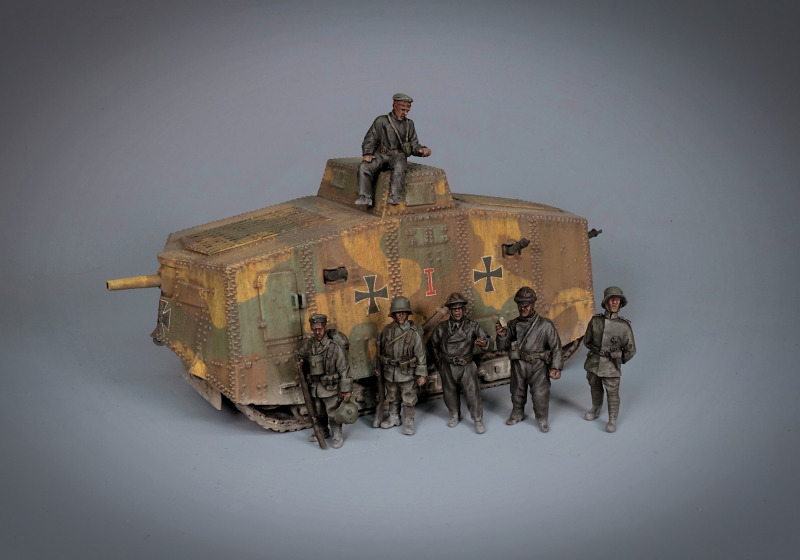 Gruppenbild mit dem A7V