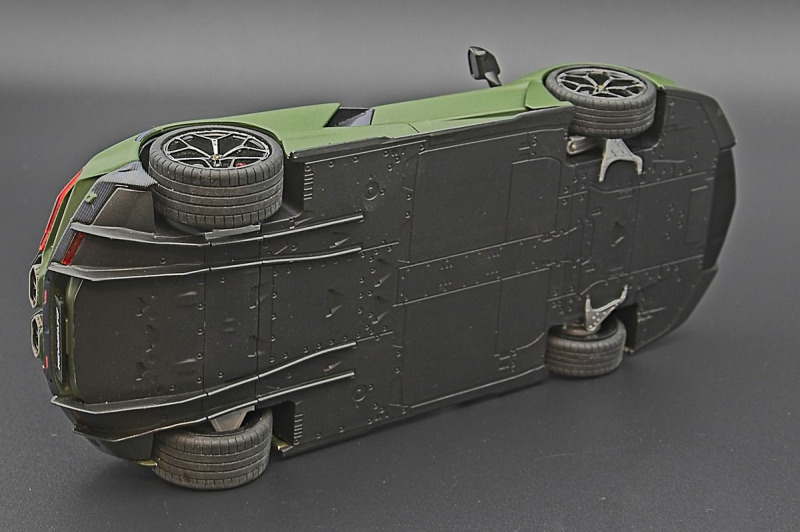 Lamborghini Revuelto