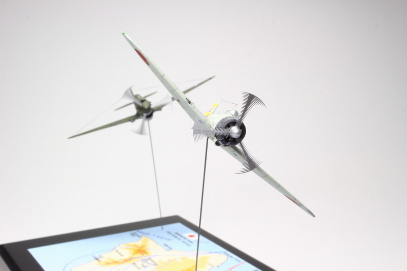 Curtiss P-40B vs Mitsubishi A6M2b Zero