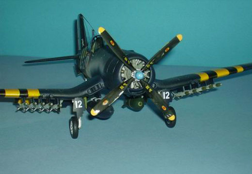 Chance Vought F4U-7 Corsair