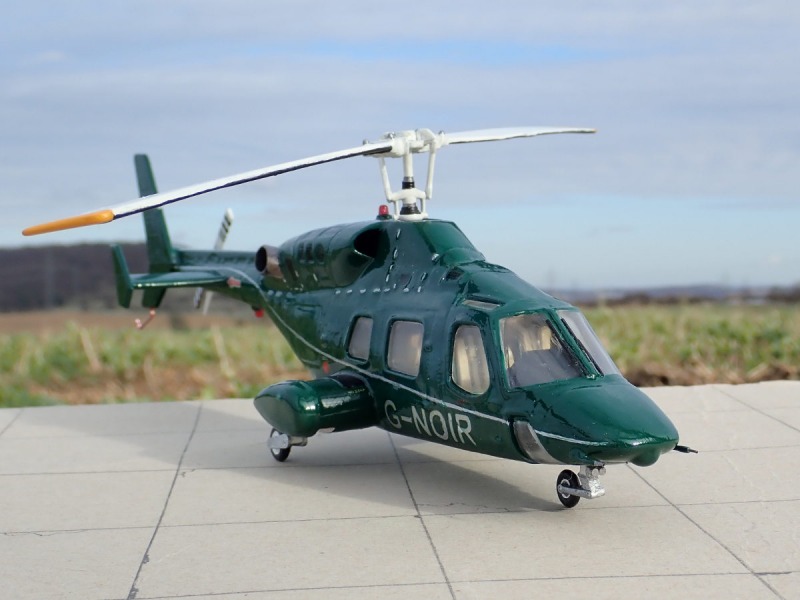 Bell 222B