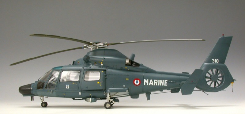 SA 365 F Dauphin 2