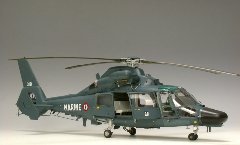 SA 365 F Dauphin 2