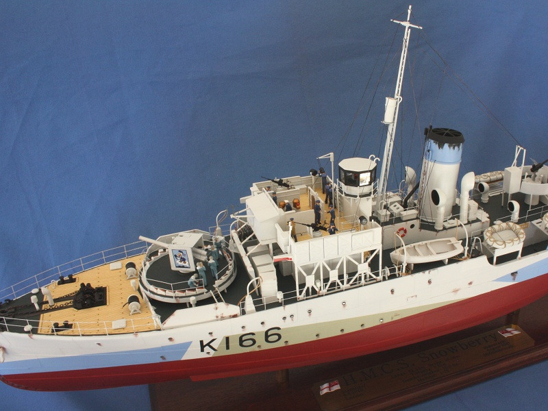 HMCS Snowberry K166