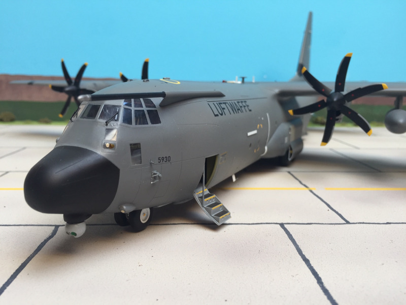 Lockheed Martin C-130J-30 Hercules
