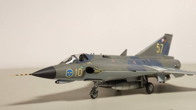Saab J 35F-2 Draken