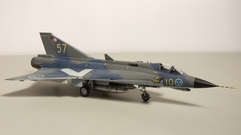 Saab J 35F-2 Draken