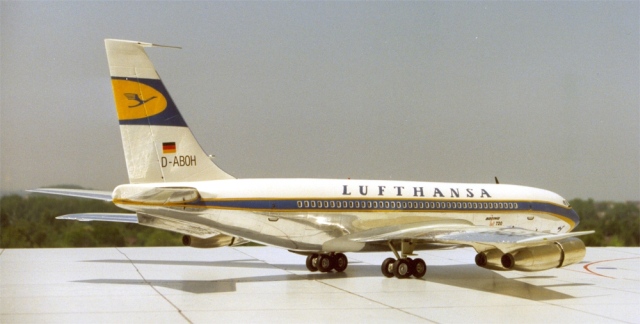 Boeing 720-030B