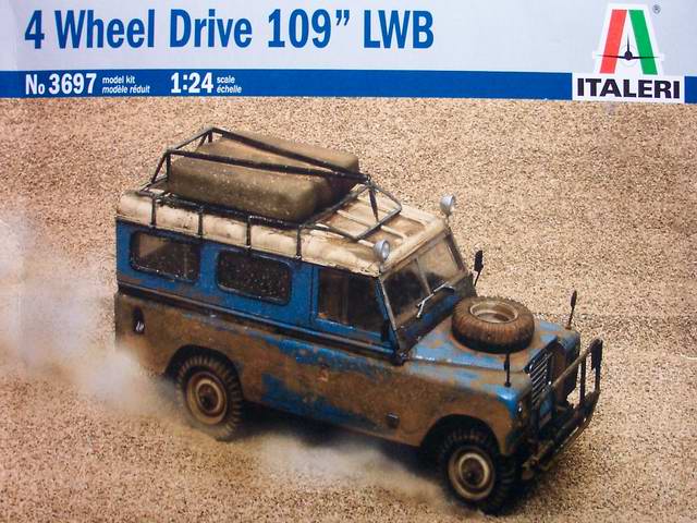 Italeri - Land Rover 4 Wheel Drive 109