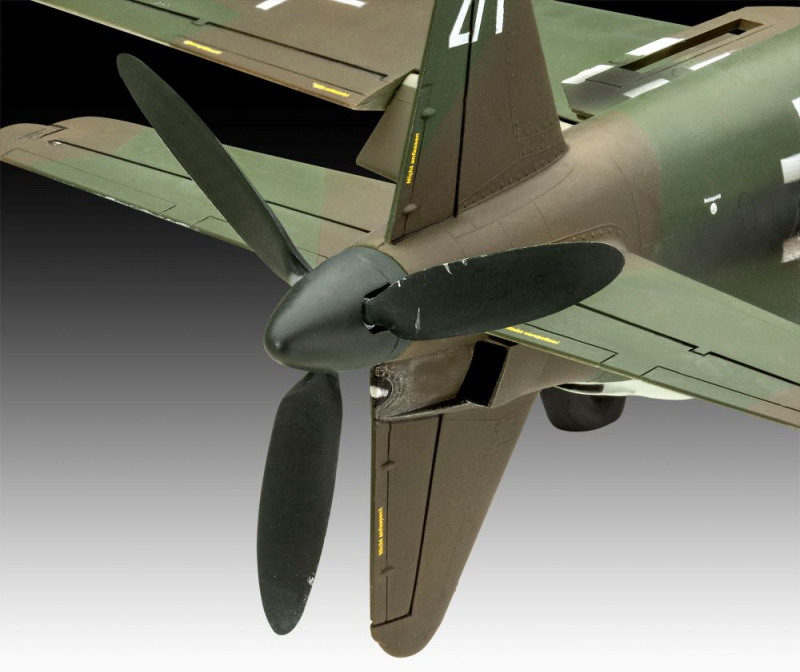 Foto des gebauten und lackierten Modells (revell.de)