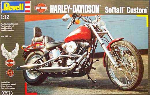 Revell - Harley Davidson Softail Custom