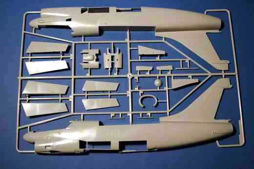 Trumpeter - US Navy A-7E Corsair II