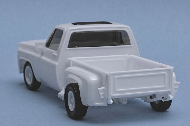 Revell - 77 Chevy Street Pickup