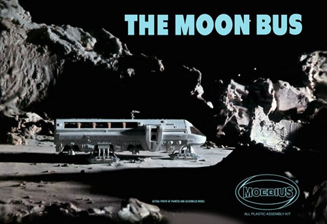 Moebius Models - The Moon Bus