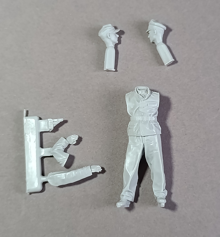 Tiger Aces in Normandy (2 Figures)