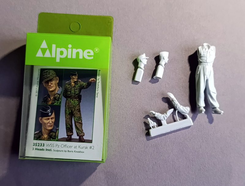 Alpine Miniatures - WSS Panzer Officer at Kursk #2 