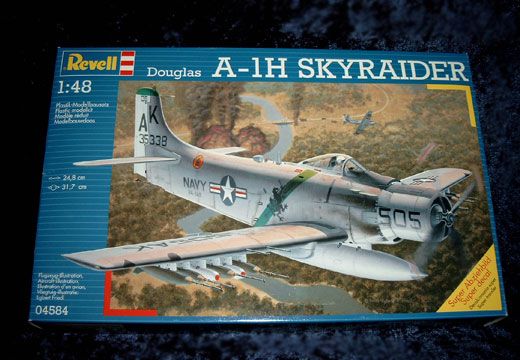 Revell - Douglas A-1H Skyraider