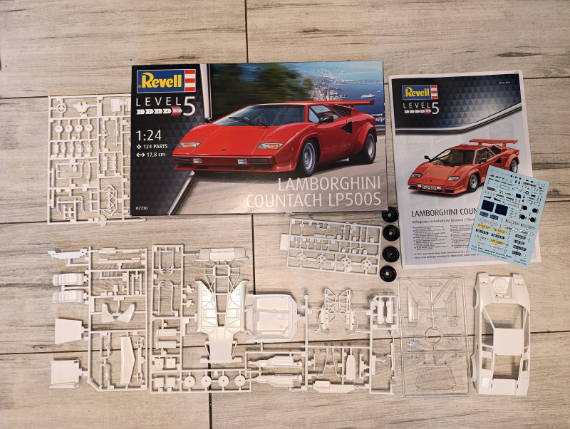 Revell - Lamborghini Countach LP500S