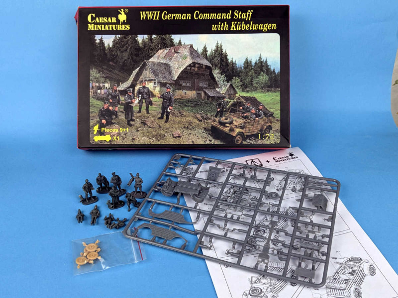 CAESAR MINIATURES - WWII German Command Staff with Kübelwagen