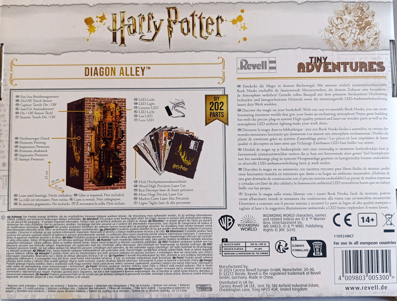 Revell - Diagon Alley - A Miniature World. Book Nook
