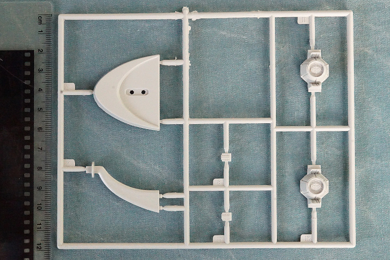 Revell - Millenium Falcon