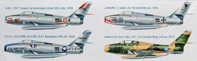 Vier der fünf darstellbaren Flugzeuge - Bild vom Verpackungskarton