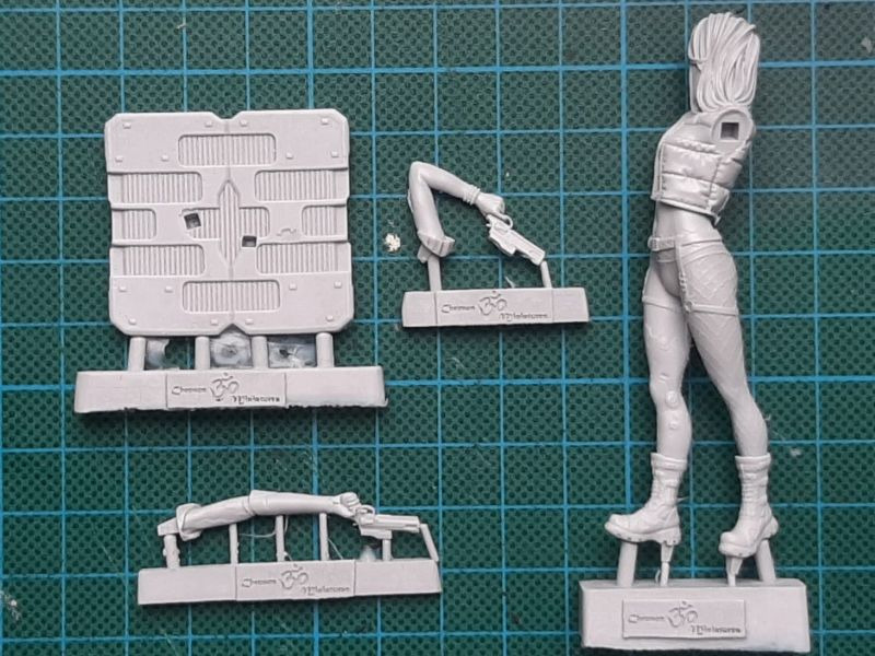 Chronos Miniatures - Sci-Fi: Guest from the future