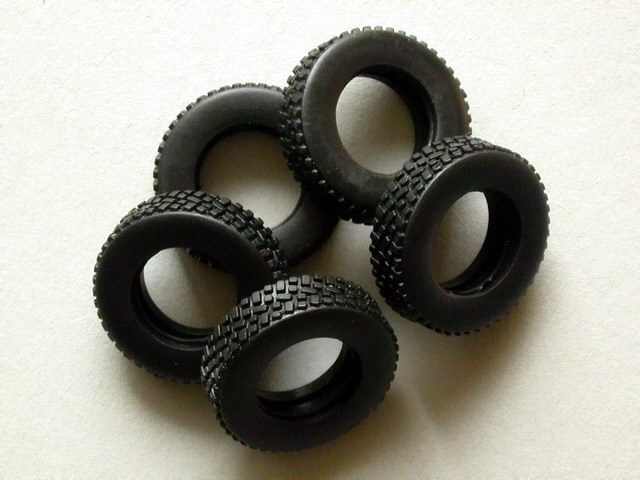 Fünfmal konturenscharf profiliertes Vinyl