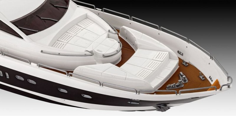 Revell - Luxury Yacht 108ft