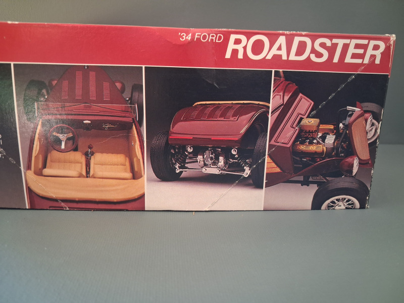 Revell - 34 Ford Roadster