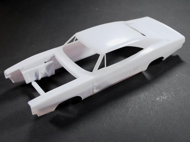 Revell - 1968 Dodge Charger R/T