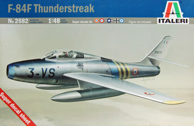 Italeri - F-84F Thunderstreak