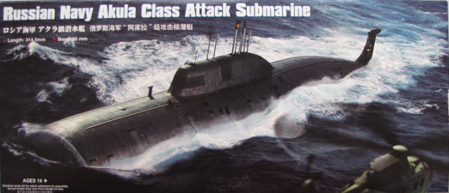 HobbyBoss - Russian Navy Akula Class Attack Submarine