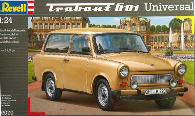 Revell - Trabant 601 Universal
