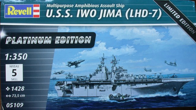 Revell - U.S.S. Iwo Jima (LHD-7)