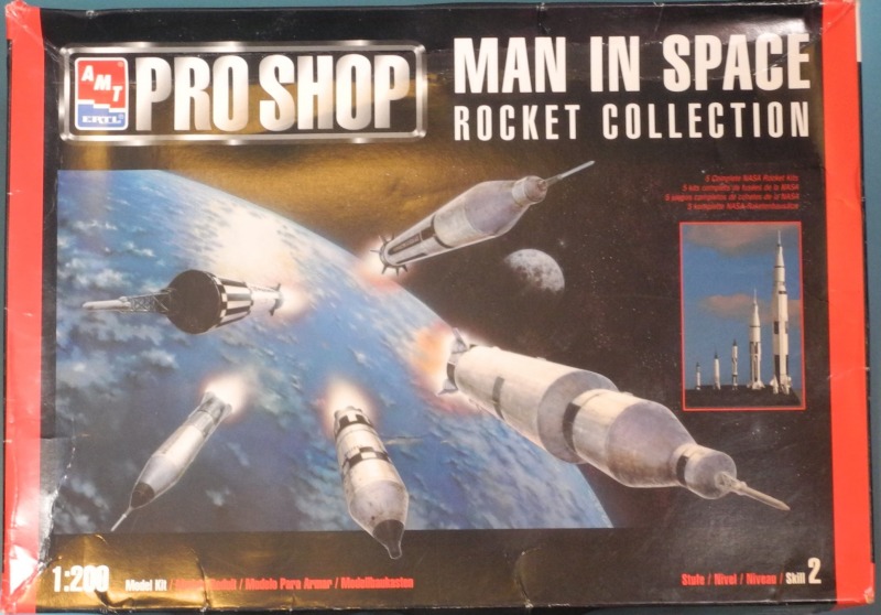 AMT/Ertl - Man in Space Rocket Collection