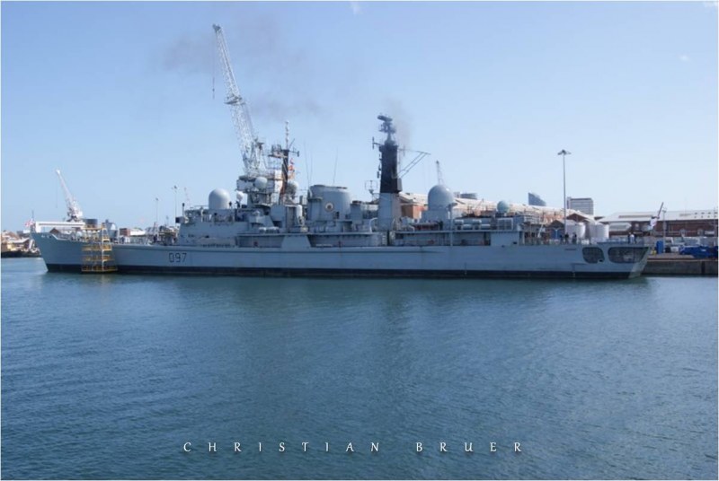 Last of the line, HMS Edinburgh (Batch III) am 09.05.2011 in Portsmouth