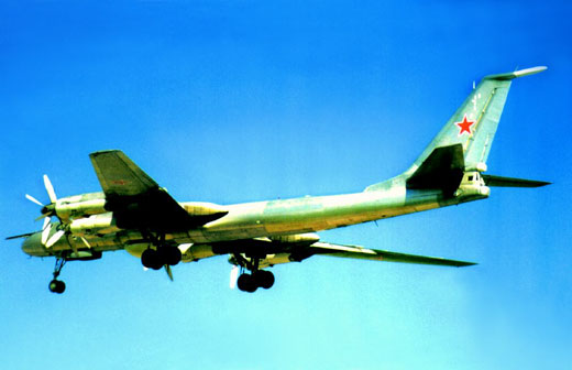 Trumpeter - Tu142MR Bear-J Bomber