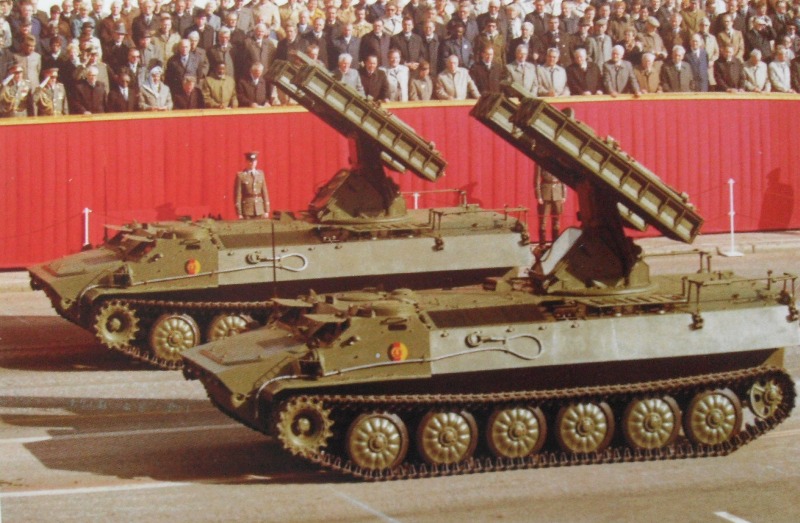 Gefechtsfahrzeuge 9A34M während der Militärparade 1984.